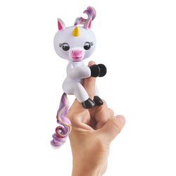 Gigi - Fingerlings Unicorn